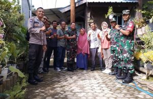 Bentuk Kepedulian, Kodim 1628/SB Berikan Bantuan Kepada Anak Penderita Stunting