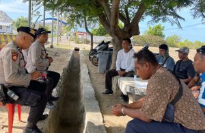 JUM’AT CURHAT, Kapolsek KPL Tano Sasar Pedagang Asongan