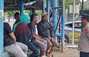 JUM’AT CURHAT, Polsek KPL Tano Beri Wejangan Pada Penumpang Kapal