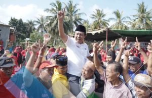 Nginap Dirumah Warga, H. Amar Di suguhkan ‘ Pesal ‘ dan ‘Lokan Kuning’