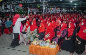 Menala Bergemuruh, Warga Tolak Paslon Arogan