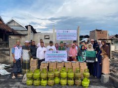 Kolaborasi HMI KSB, FPI, Sanak Boro, dan BSMI Salurkan Bantuan untuk Korban Kebakaran di Alas