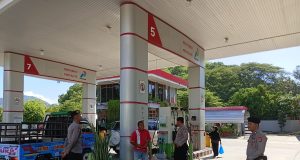 Jaga Kamtibmas Ditengah Kenaikan BBM, Polres Bima Kota Patroli Pengamanan SPBU