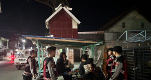 Patroli Dialogis Tengah Malam, Sat Samapta Polres Bima Kota Ajak Warga Jaga Kamtibmas