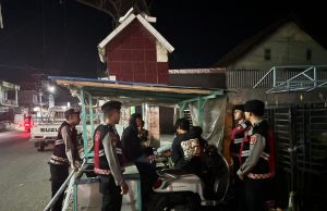 Patroli Dialogis Tengah Malam, Sat Samapta Polres Bima Kota Ajak Warga Jaga Kamtibmas